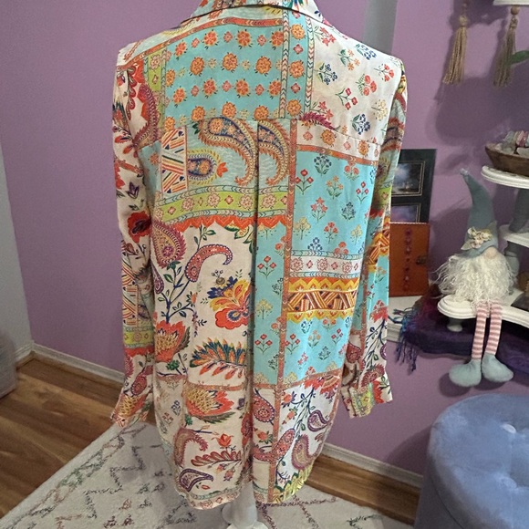 Rose & Olive Multicolor Paisley Blouse - Picture 2 of 3